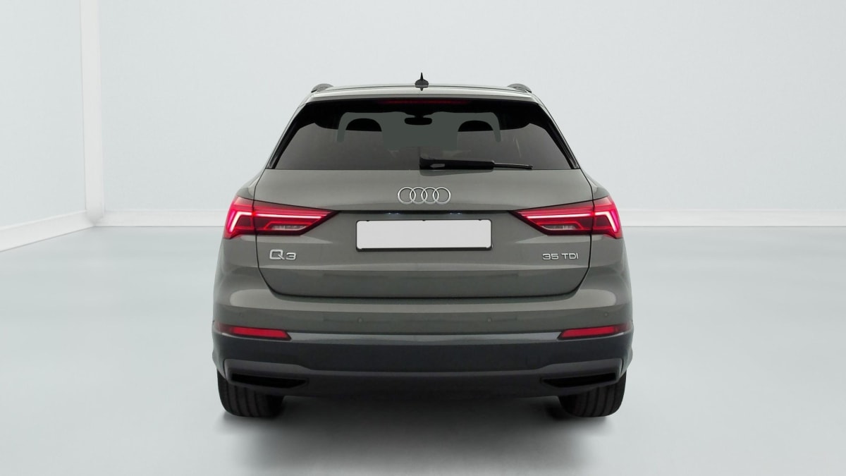 Audi Q3 - Image 6