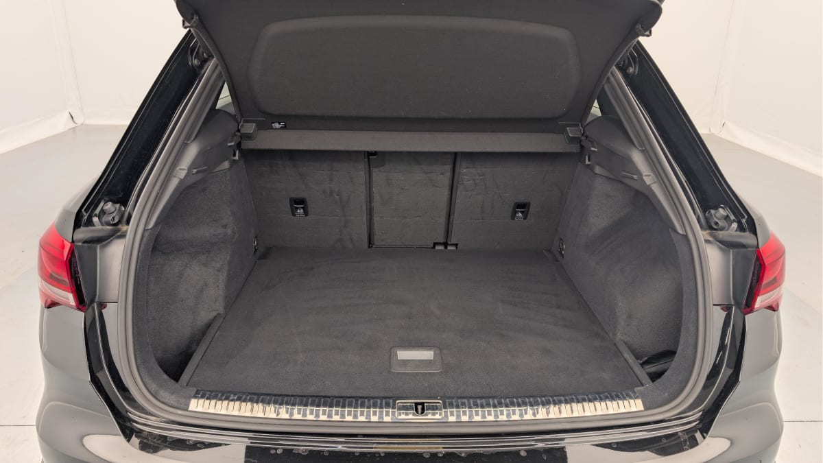 Audi Q3 - Image 11