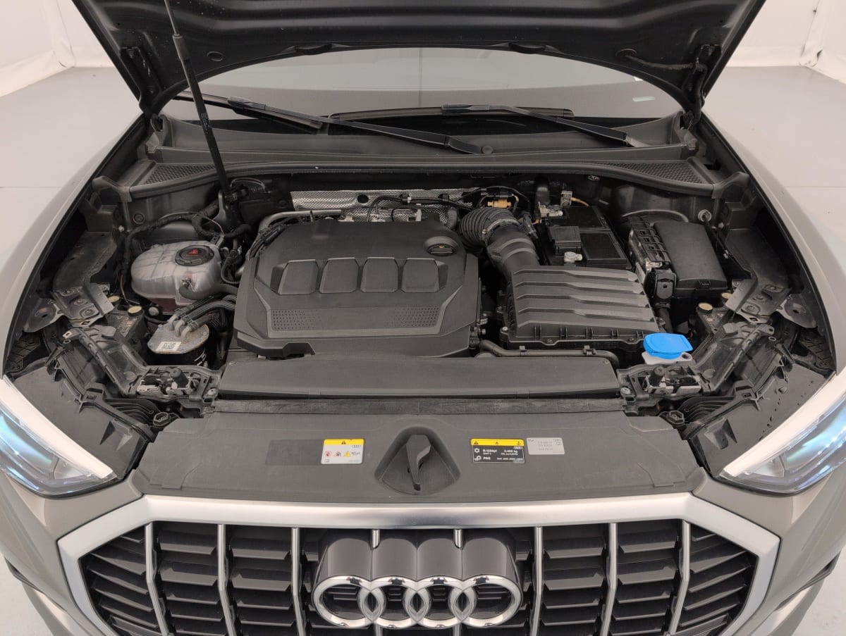 Audi Q3 - Image 19