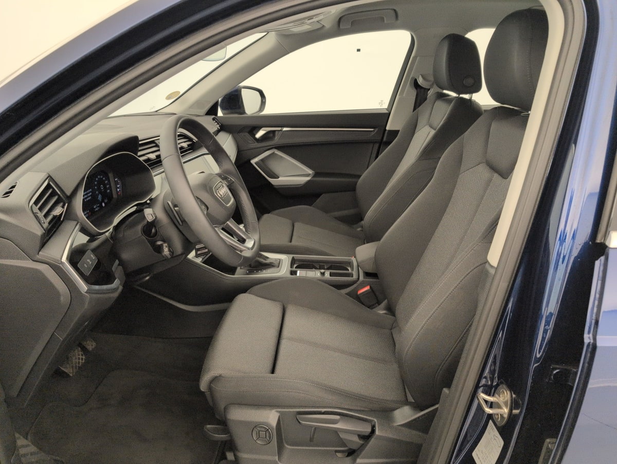Audi Q3 - Image 16
