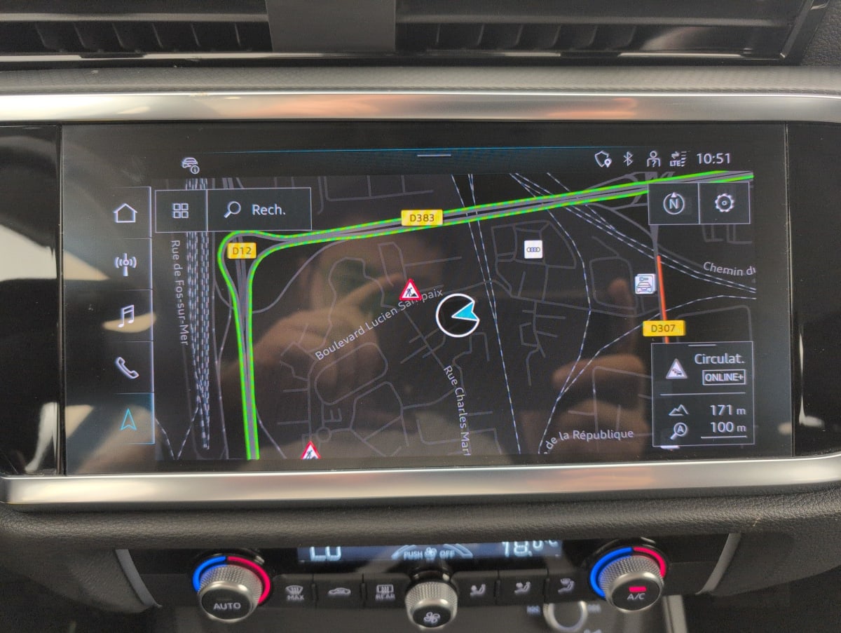 Audi Q3 - Image 18