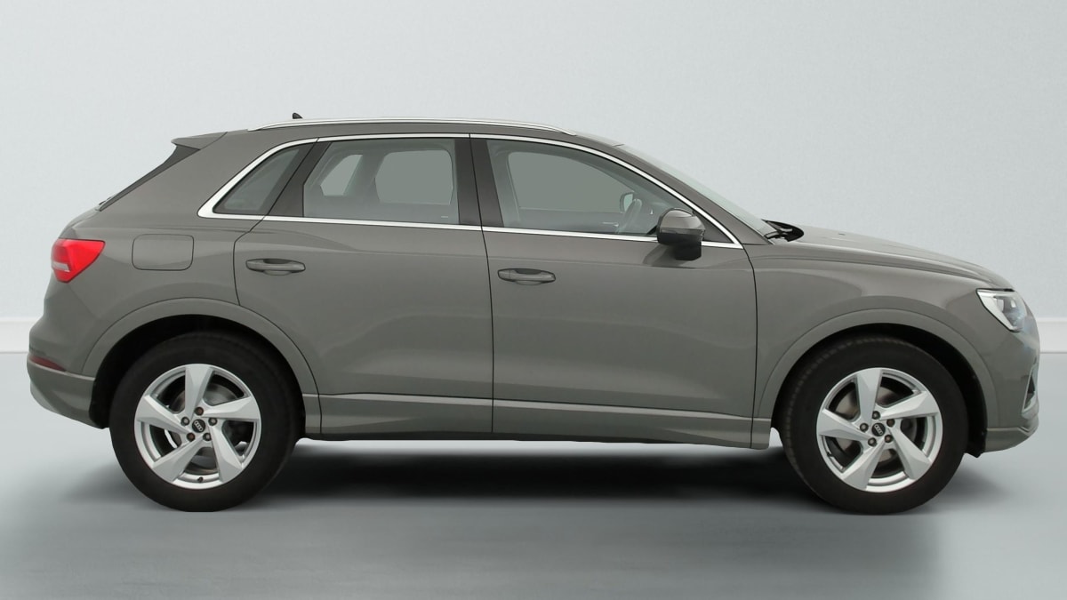 Audi Q3 - Image 8