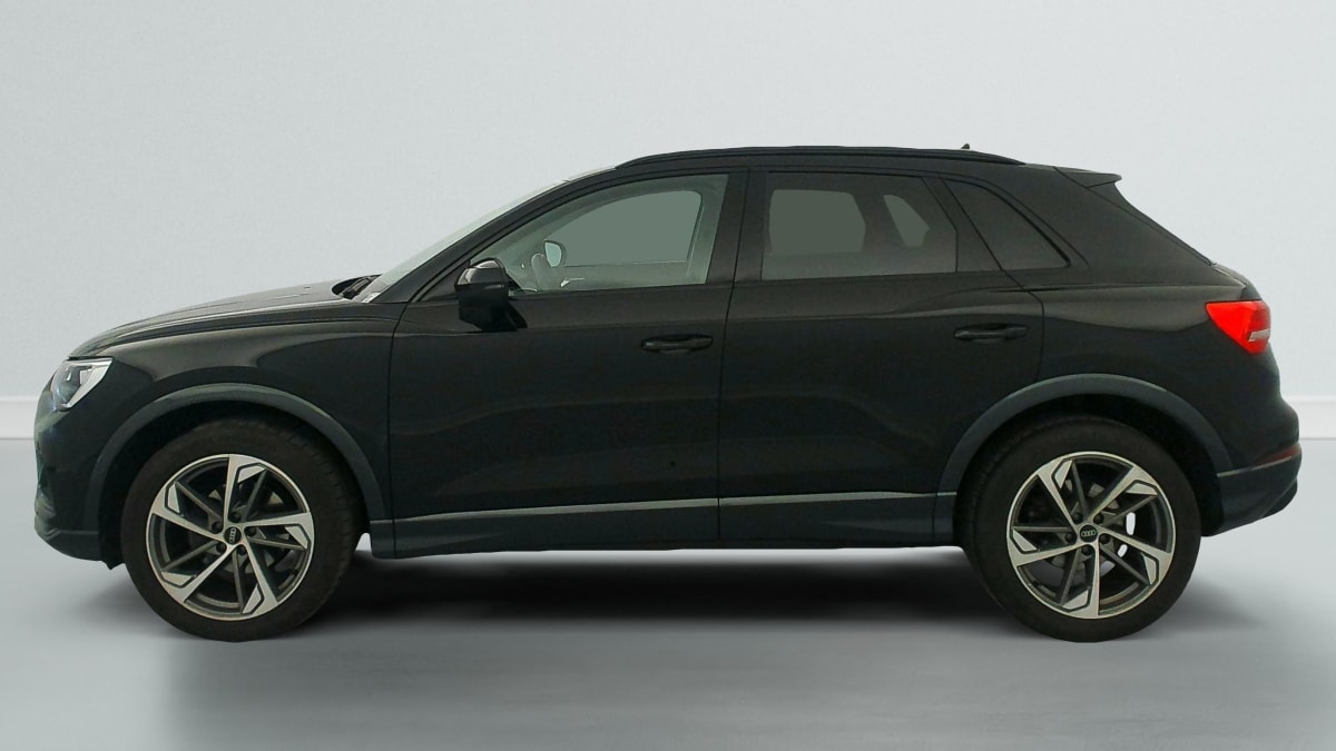 Audi Q3 - Image 4