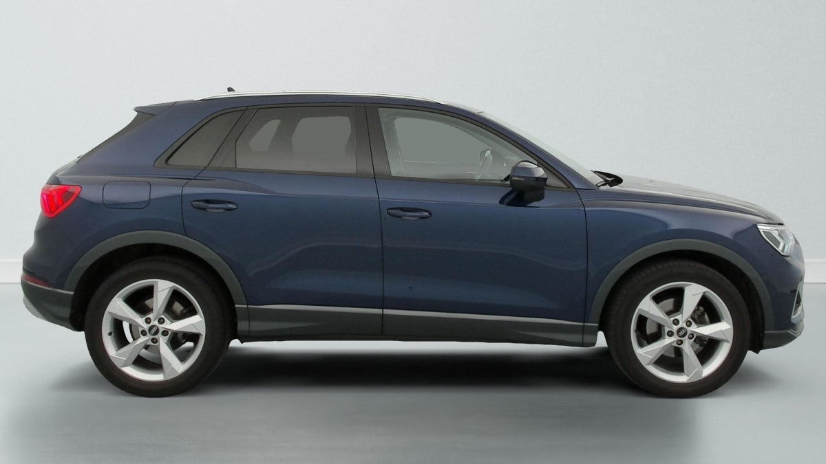 Audi Q3 - Image 8