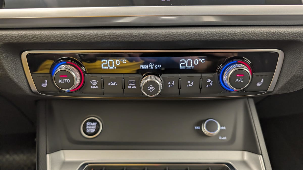 Audi Q3 - Image 19