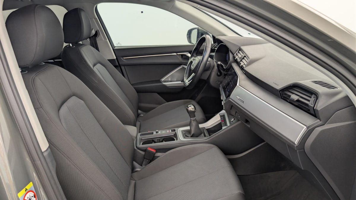 Audi Q3 - Image 9