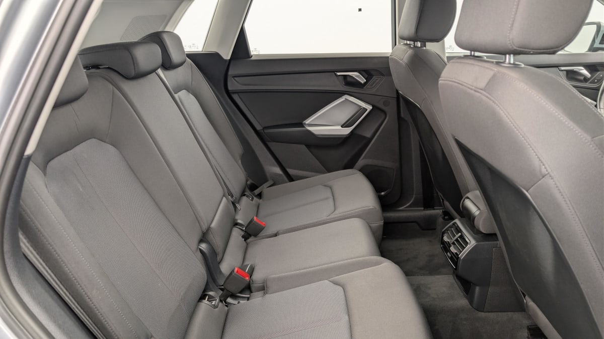 Audi Q3 - Image 10