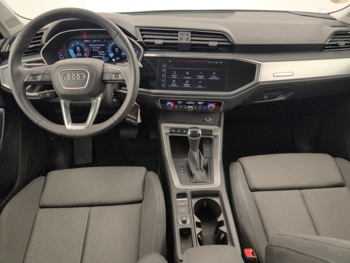 Audi Q3 - Image 13