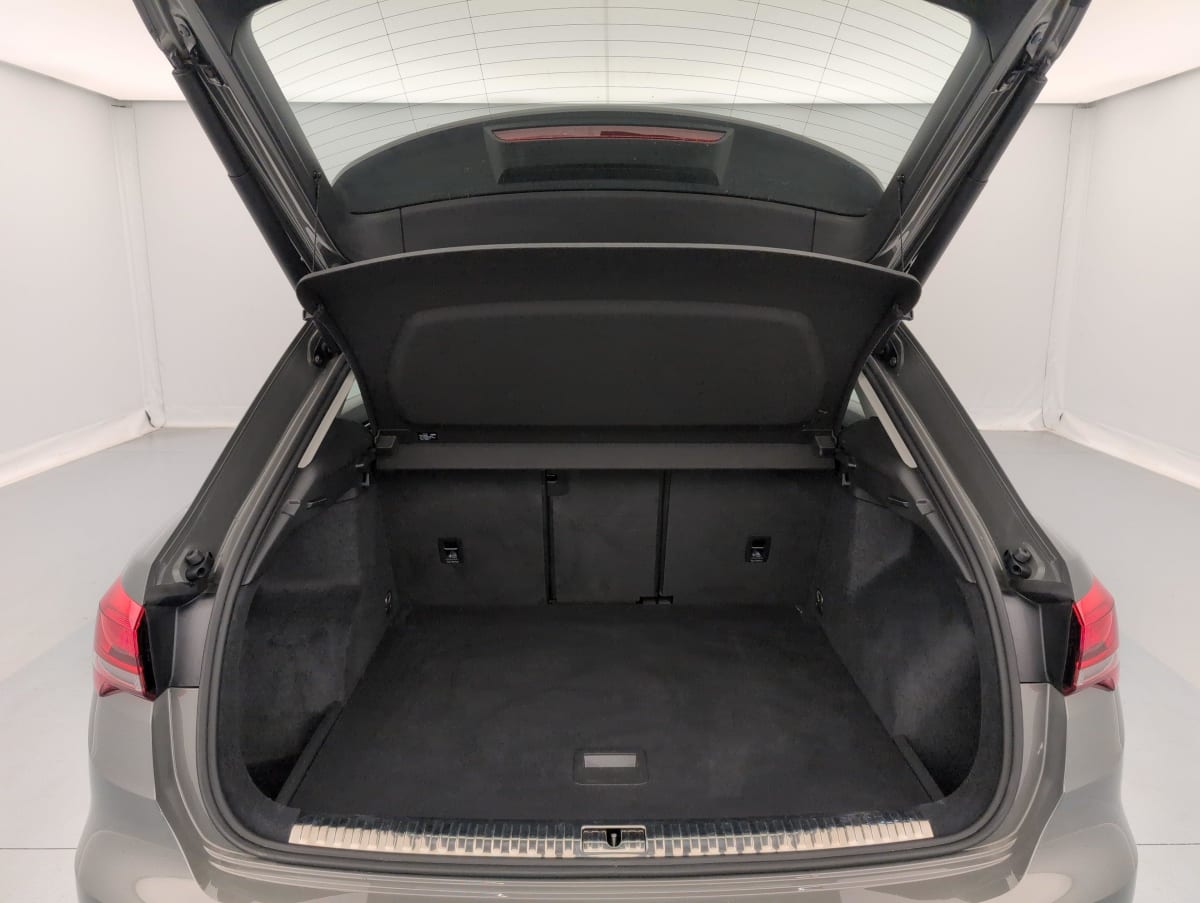 Audi Q3 - Image 11