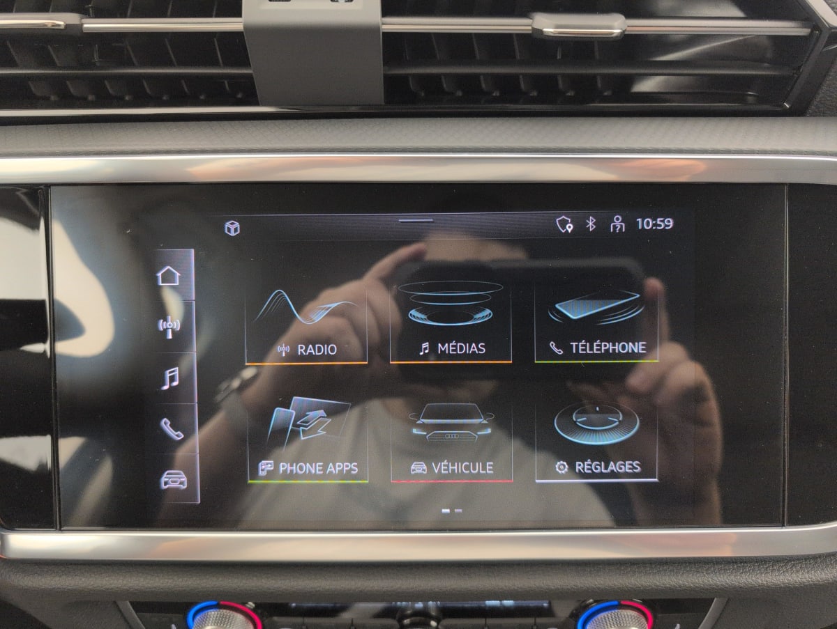 Audi Q3 - Image 18
