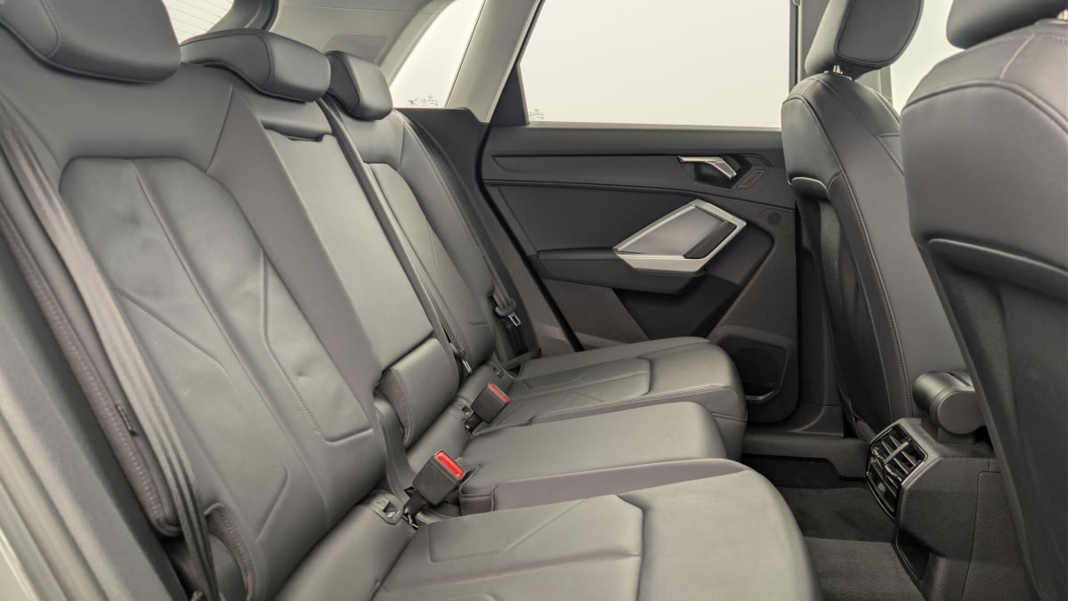 AUDI Q3 35 TDI 150 CH S TRONIC 7 DESIGN