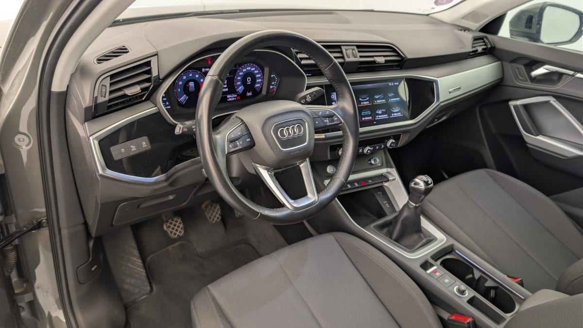 Audi Q3 - Image 14