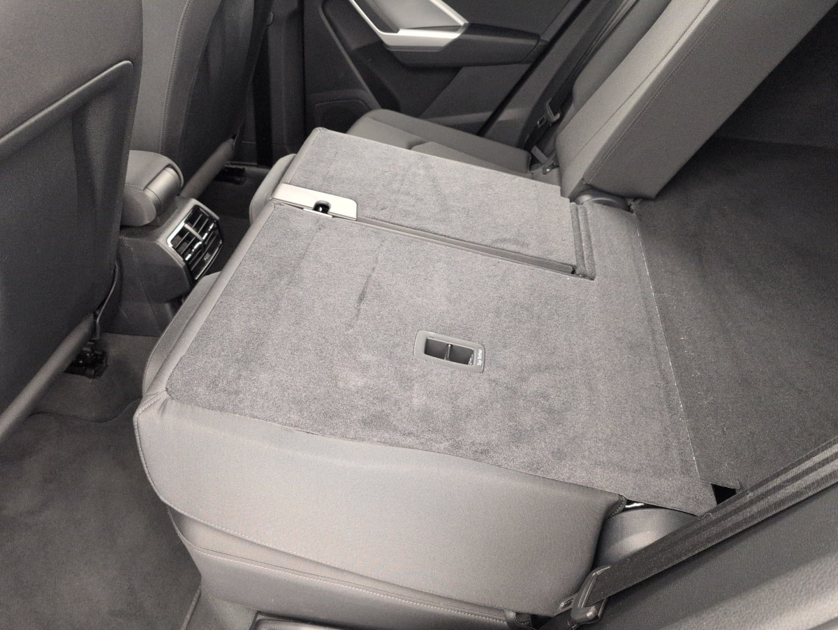 Audi Q3 - Image 12