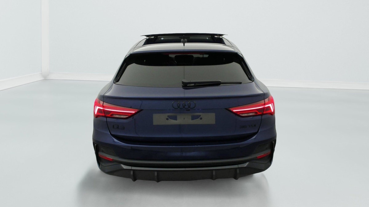 AUDI Q3 SPORTBACK 35 TDI 150 CH S TRONIC 7 S LINE