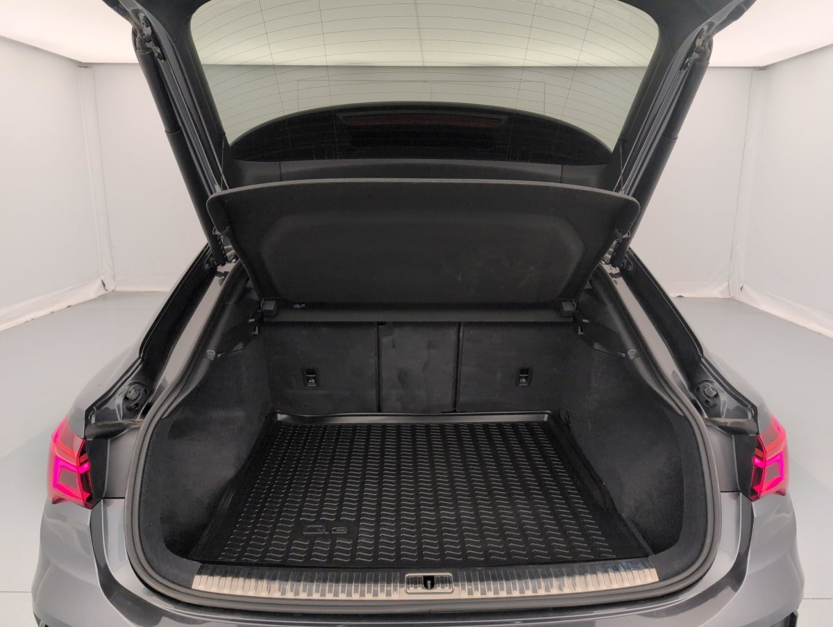 Audi Q3 Sportback - Image 9