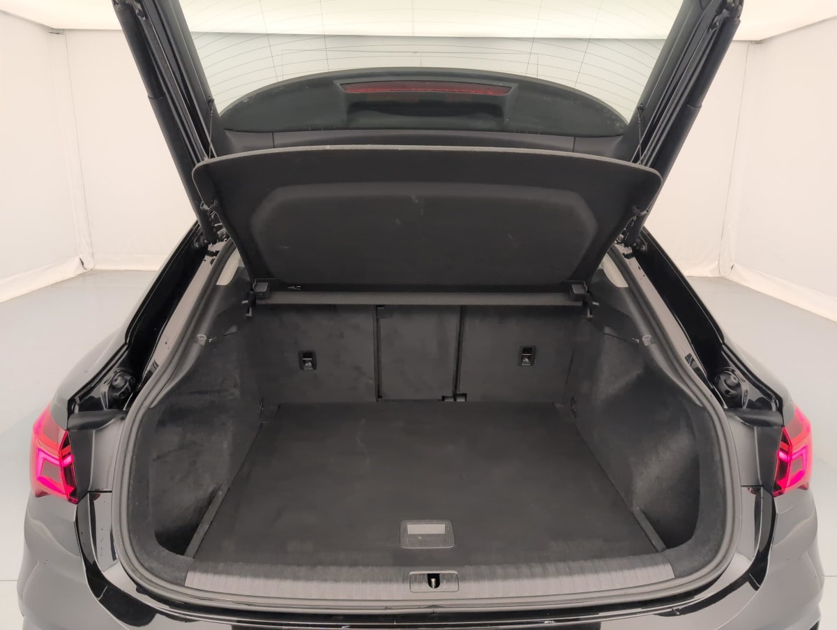 Audi Q3 Sportback - Image 11