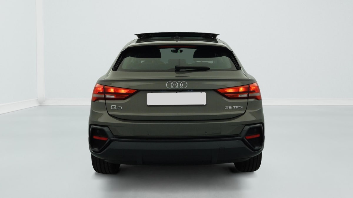 AUDI Q3 SPORTBACK 35 TFSI 150 CH S TRONIC 7 DESIGN