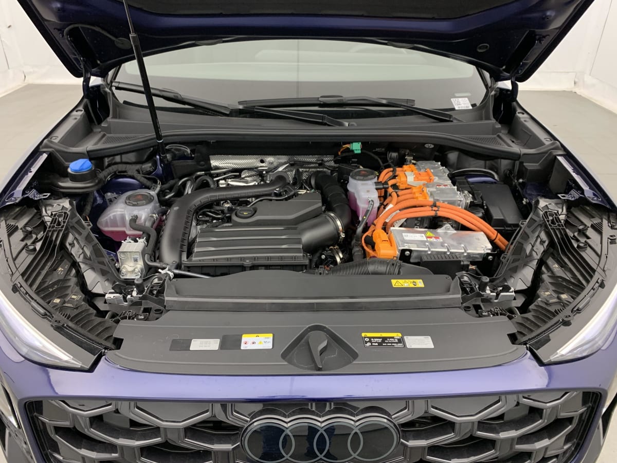 Audi Q3 SPORTBACK HYBRIDE - Image 54