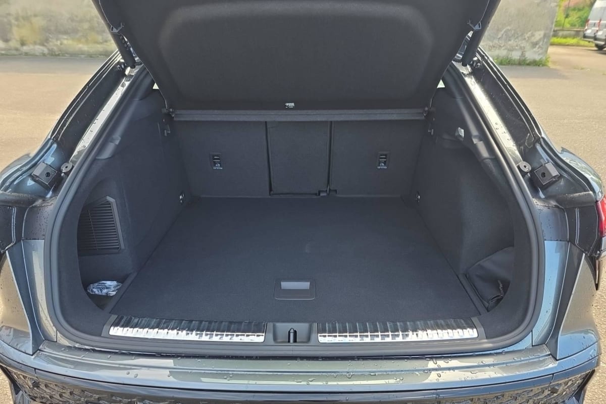 Audi Q3 SPORTBACK HYBRIDE - Image 11