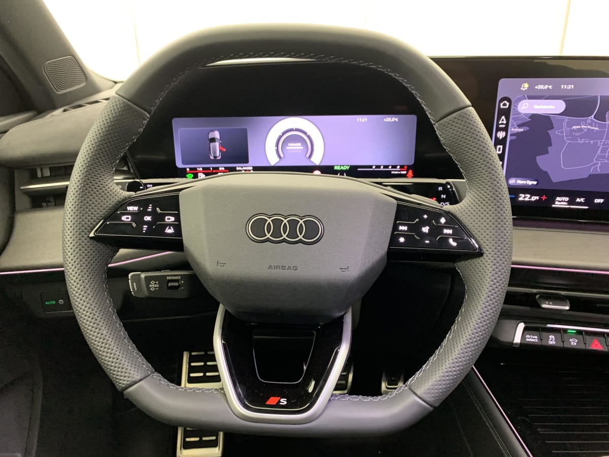 Audi Q3 SPORTBACK HYBRIDE - Image 14