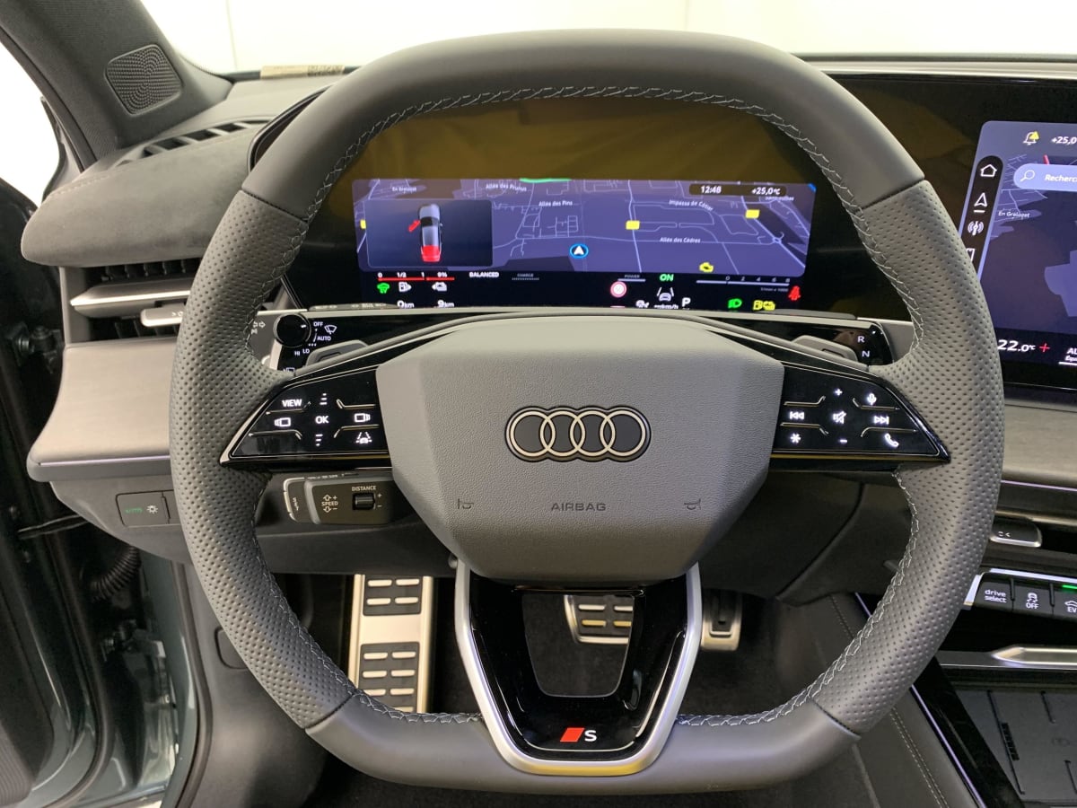 Audi Q3 SPORTBACK HYBRIDE - Image 25