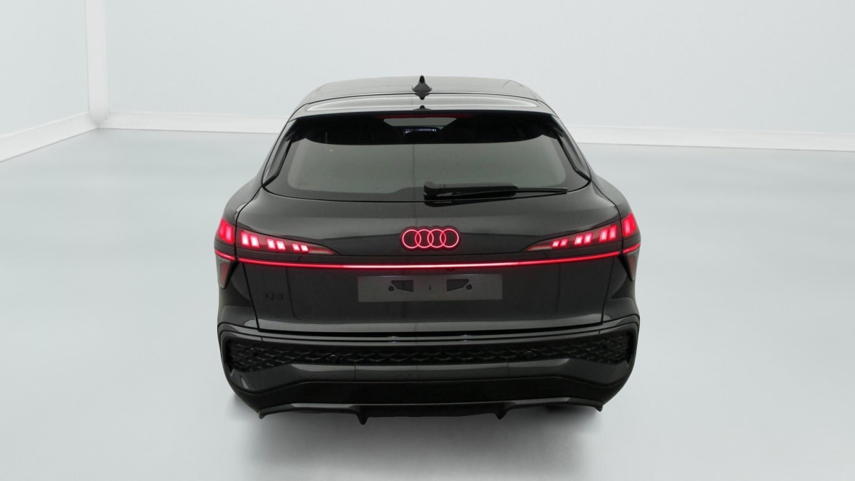 Audi Q3 SPORTBACK HYBRIDE - Image 6