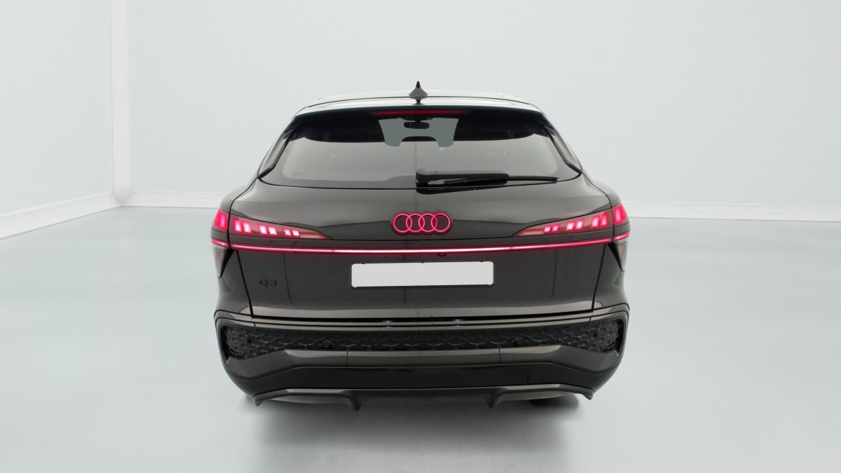 Audi Q3 SPORTBACK HYBRIDE - Image 59