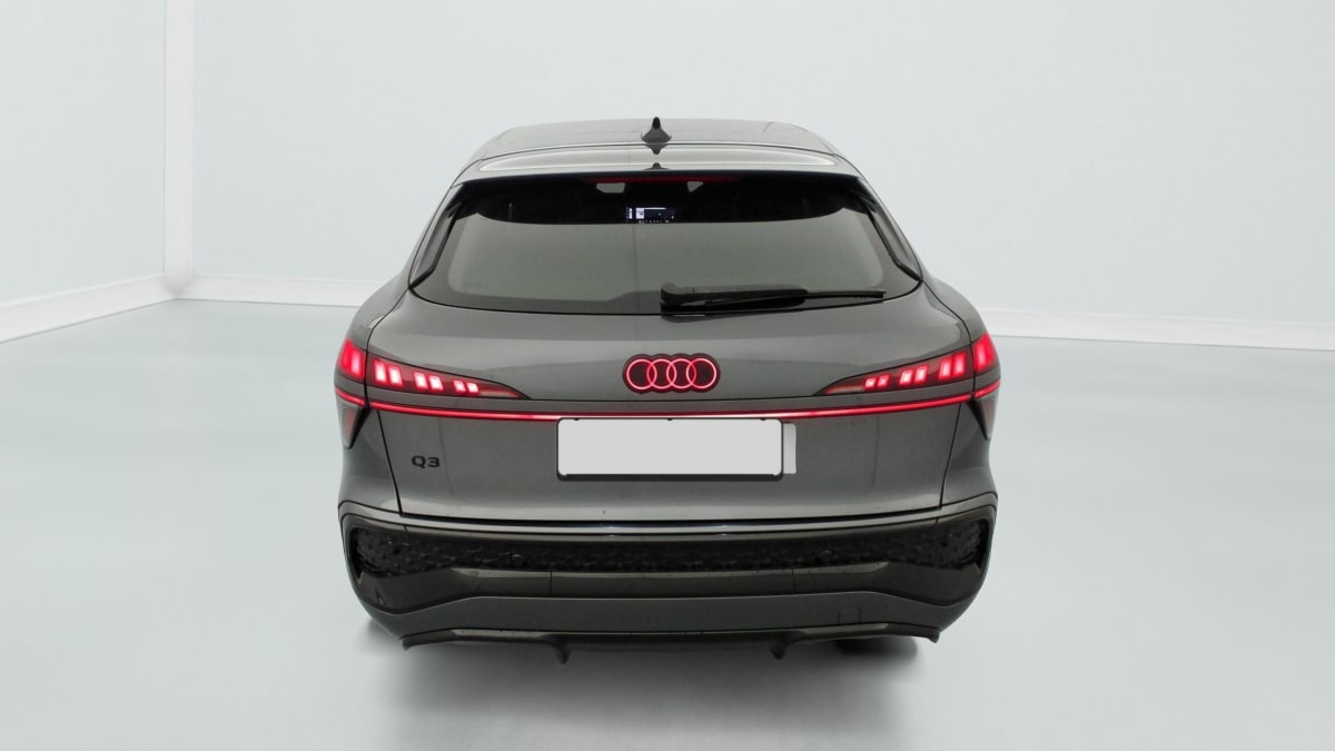 Audi Q3 SPORTBACK HYBRIDE - Image 113