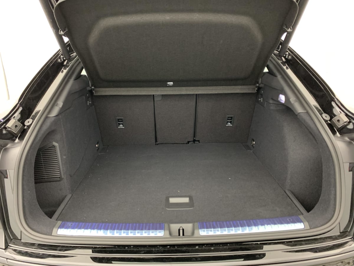 Audi Q3 SPORTBACK HYBRIDE - Image 11