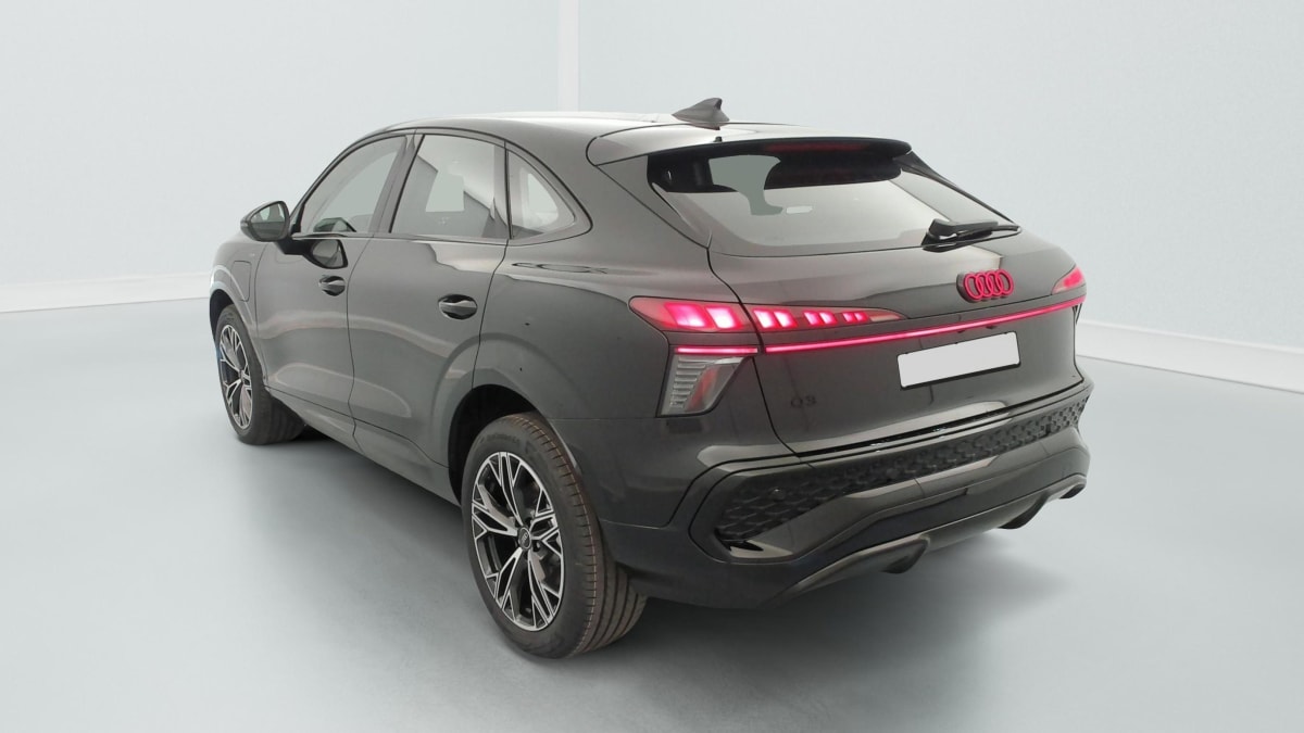 Audi Q3 SPORTBACK HYBRIDE - Image 58