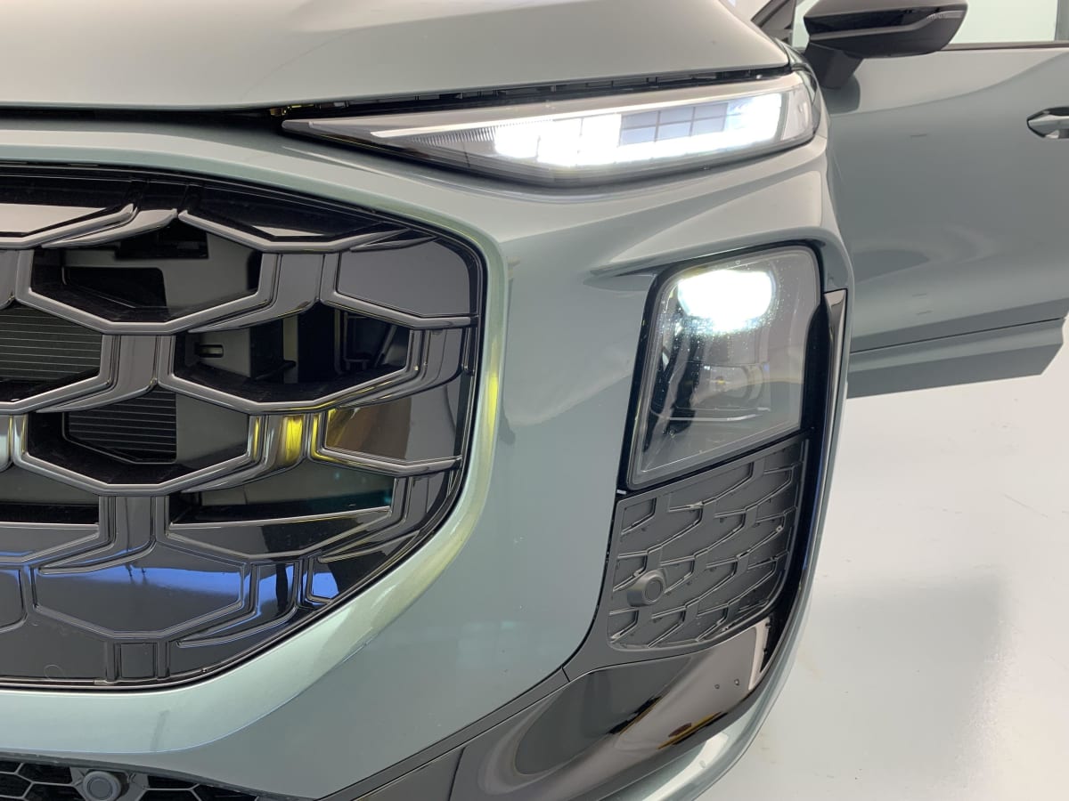Audi Q3 SPORTBACK HYBRIDE - Image 18