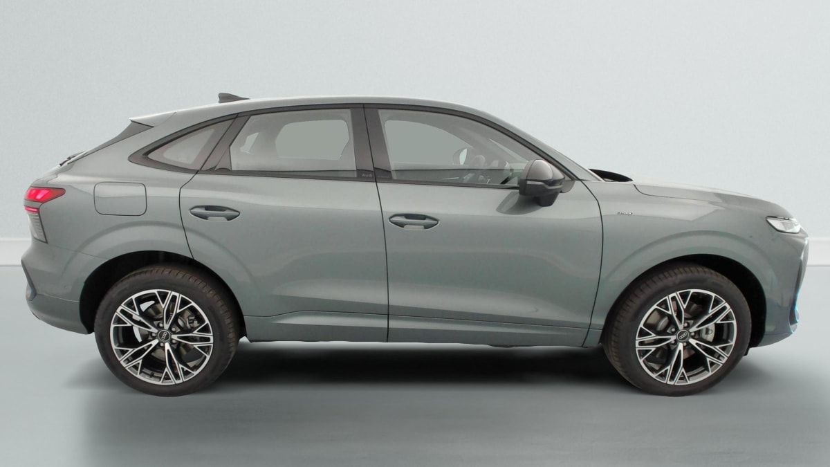 Audi Q3 SPORTBACK HYBRIDE - Image 8