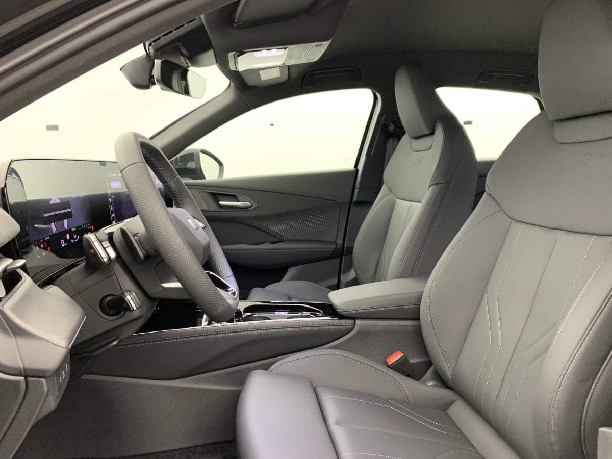 Audi Q3 SPORTBACK HYBRIDE - Image 18