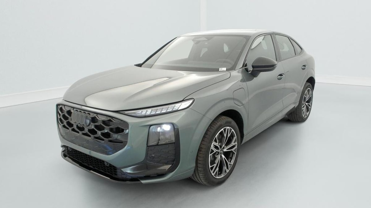 Audi Q3 SPORTBACK HYBRIDE - Image 3