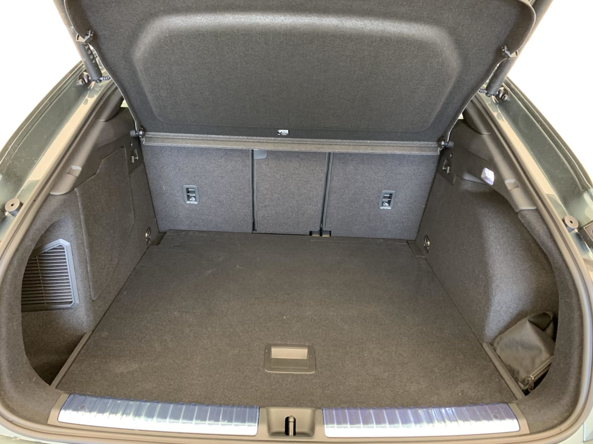 Audi Q3 SPORTBACK HYBRIDE - Image 11