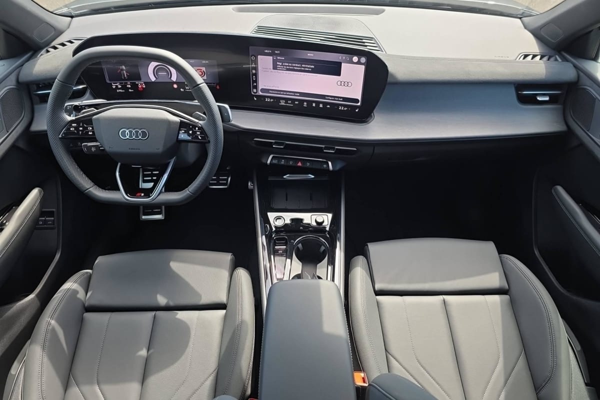 Audi Q3 SPORTBACK HYBRIDE - Image 13
