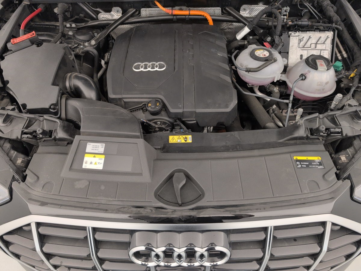 Audi Q5 - Image 21