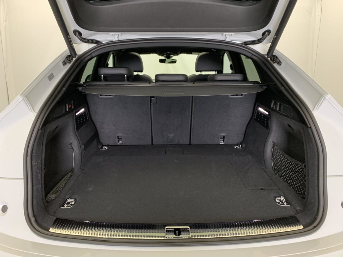 Audi Q5 Sportback - Image 26
