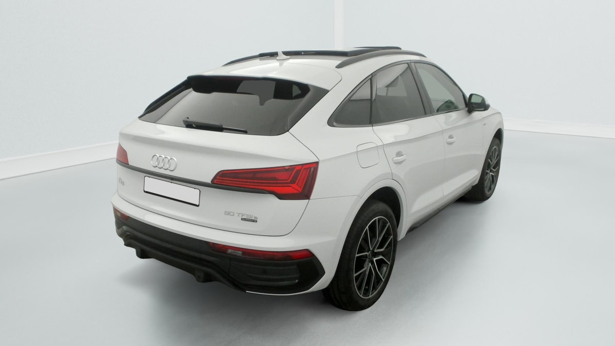 Audi Q5 Sportback - Image 11