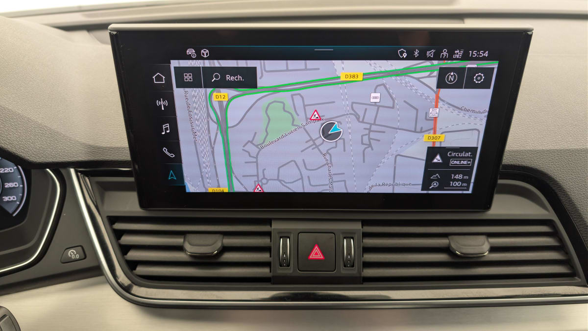 Audi Q5 Sportback - Image 25