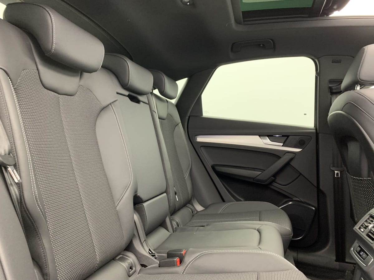 Audi Q5 Sportback - Image 24
