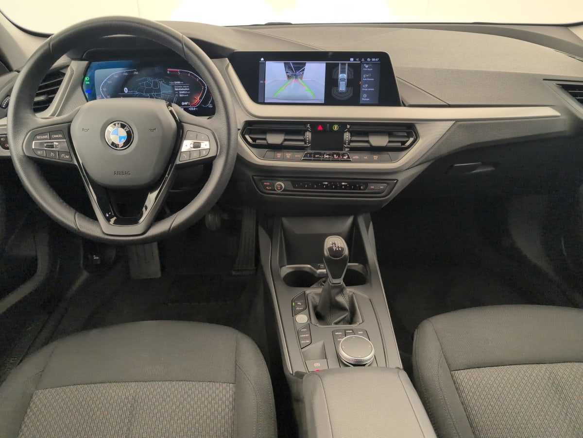 BMW Serie 1 F40 - Image 13
