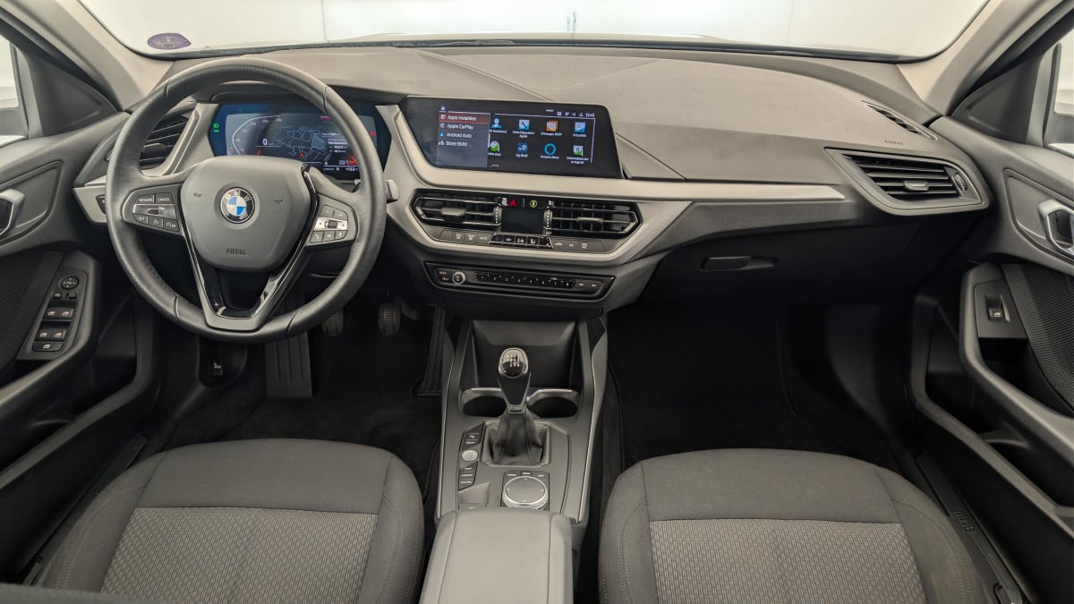 BMW Serie 1 F40 - Image 13