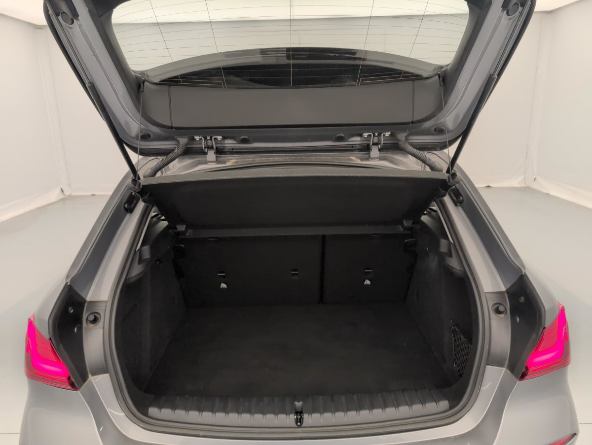 BMW Serie 1 F40 - Image 11