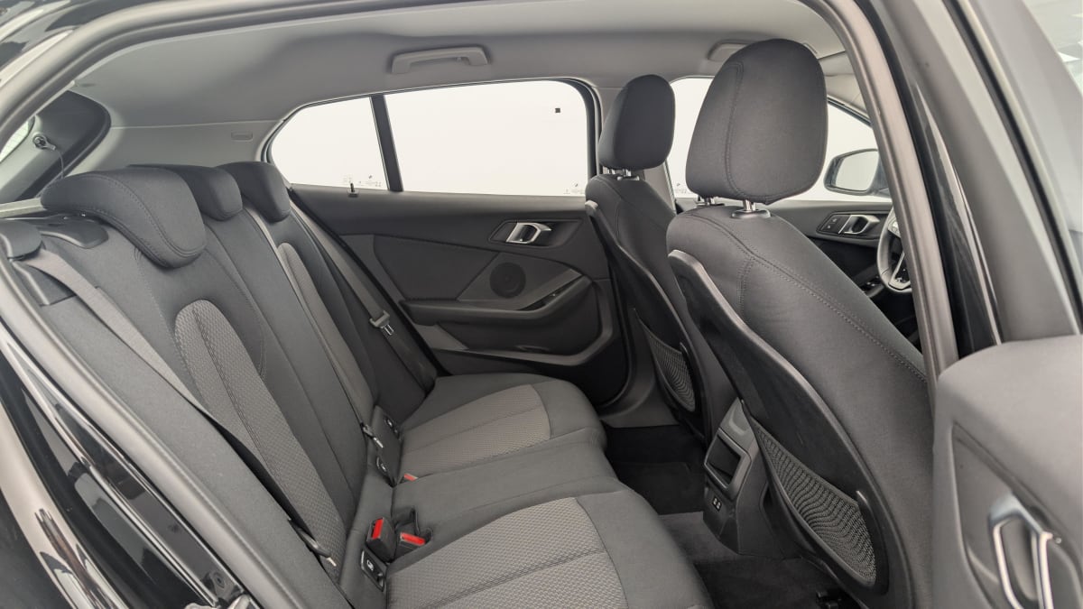 BMW Serie 1 F40 - Image 10