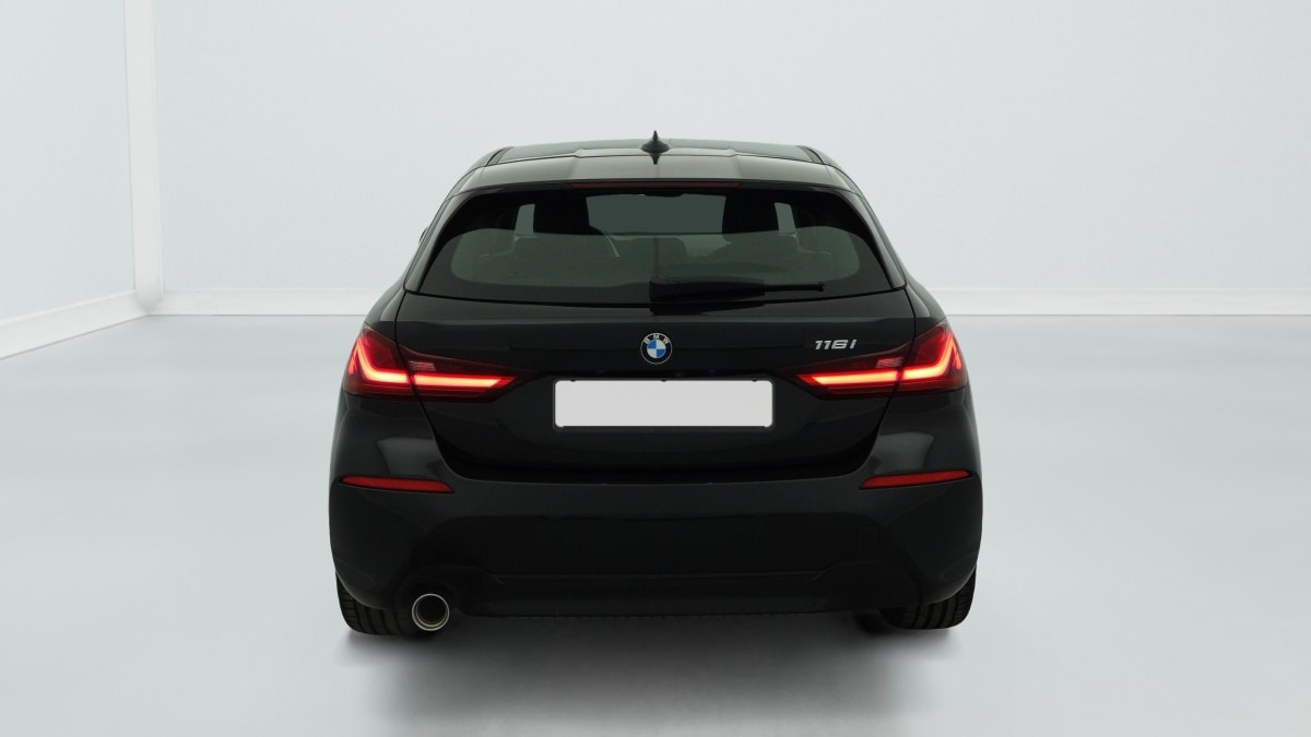 BMW Serie 1 F40 - Image 6