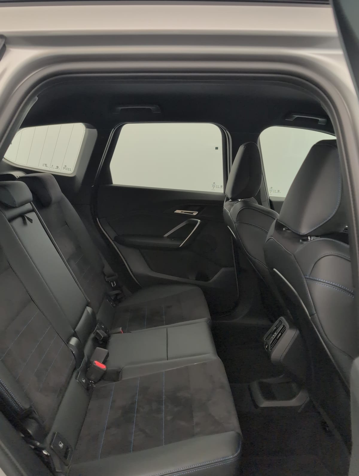 BMW X1 U11 - Image 20