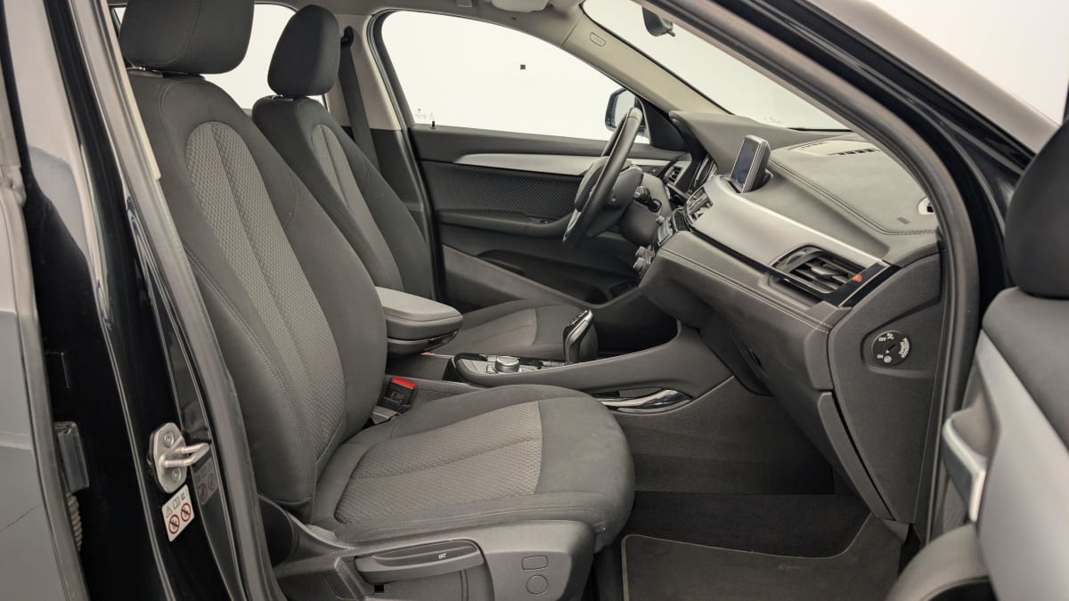 BMW X2 F39 X2 SDRIVE 18I 136 CH DKG7 LOUNGE