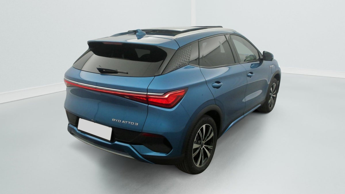 BYD ATTO 3 60 5 KWH 204 CH DESIGN