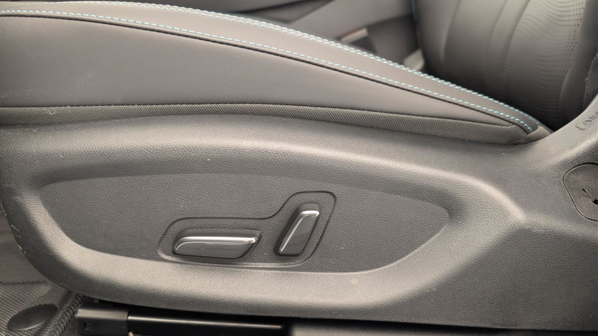 BYD SEAL 6 TOURING - Image 21
